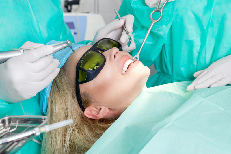 Установка виниров и протезирование в стоматологии Щербинки в стоматологии